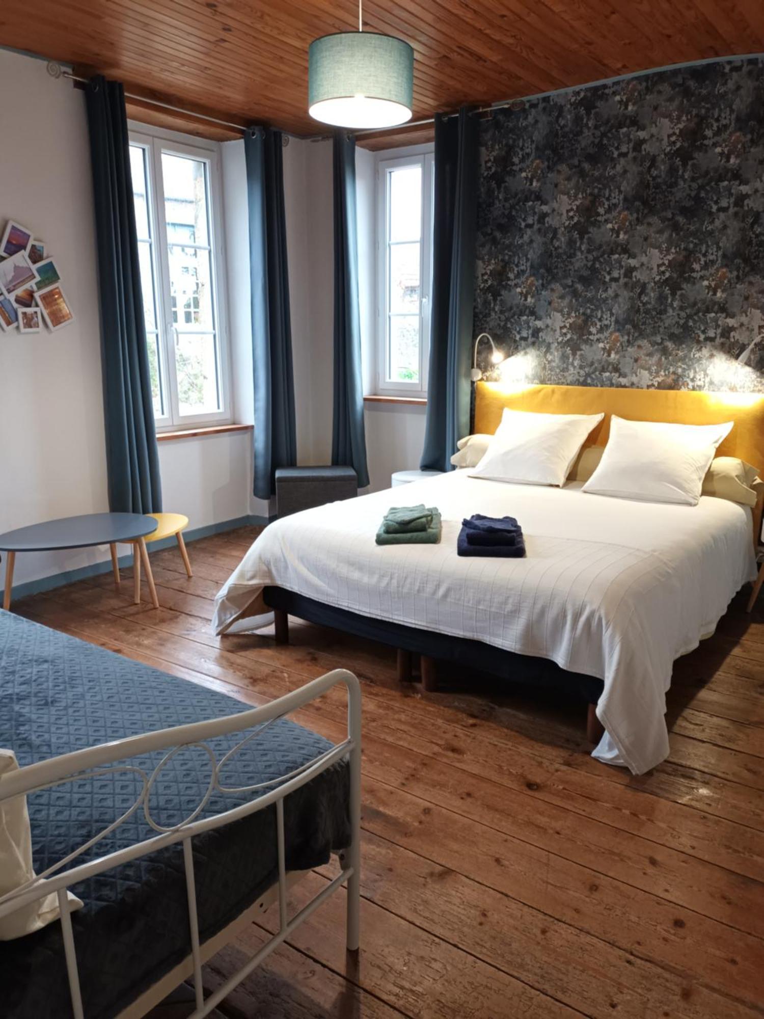 Hotel La Lendeline Saint-Sauveur-Lendelin Esterno foto